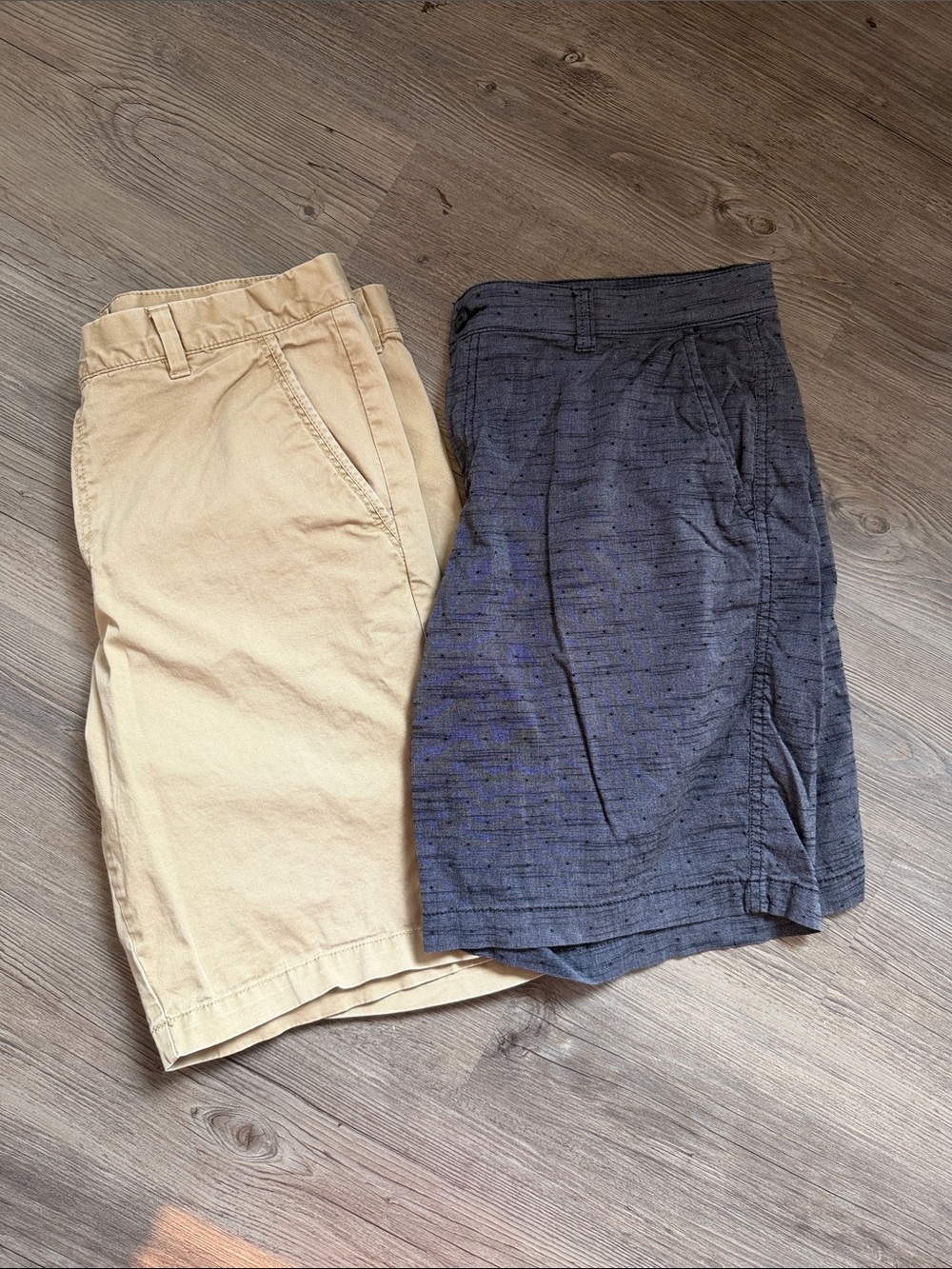 Marc Anthony Men's Cargo Shorts - Charcoal Gray & Light Tan